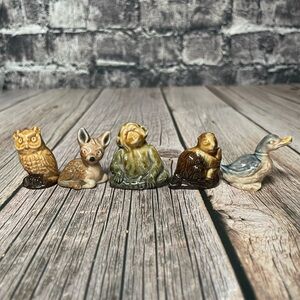 Set of 5 Red Rose Wade Whimsies Group #1